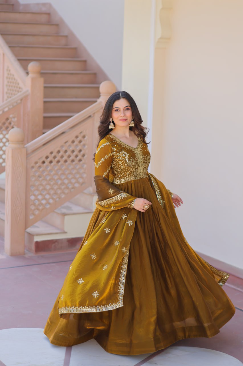 MEHENDI GOWN-DUPATTA PREMIUM READYMADE SET – 2025 COLLECTION