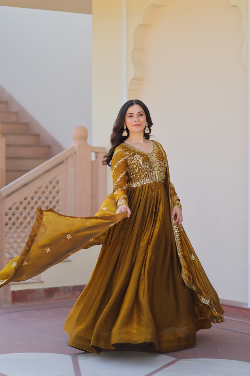 MEHENDI GOWN-DUPATTA PREMIUM READYMADE SET – 2025 COLLECTION