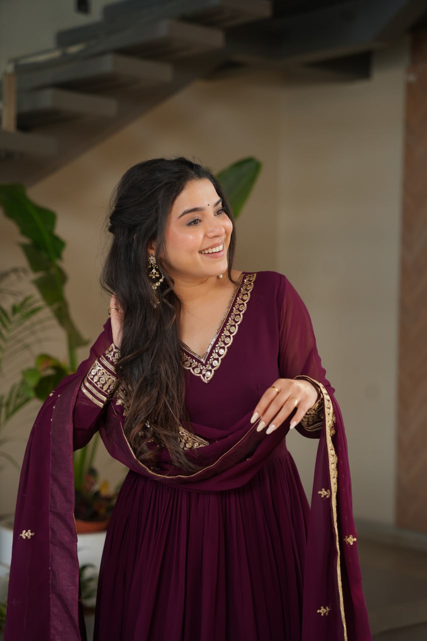 Majestic Wine Gown with Dupatta - Embroidered Faux Blooming Set 💜✨