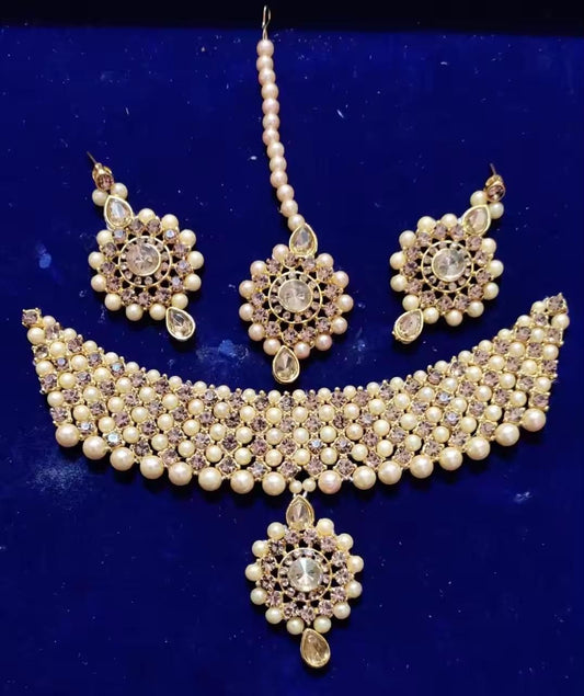 Bridal Jewellery Set Regal Elegance Redefined - Gold-Plated Alloy