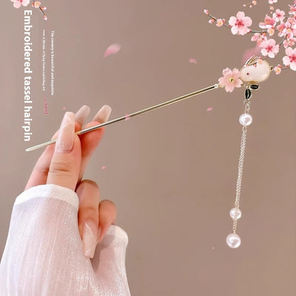 Elegant Floral Hairpins – A Touch of Blossom Beauty