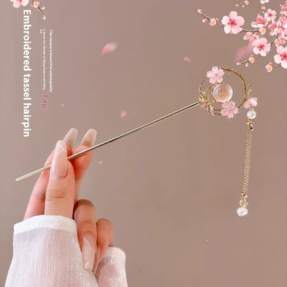 Elegant Floral Hairpins – A Touch of Blossom Beauty